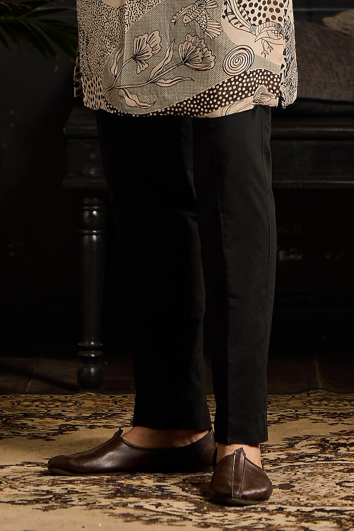 Black Raw Silk & Cotton Silk Printed Bundi Jacket Set by DiyaRajvvir Men at Pernia's Pop Up Shop