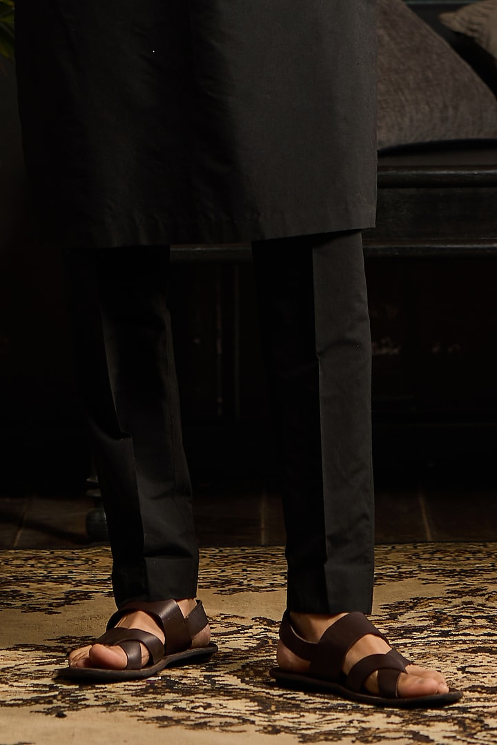 Black Cotton Silk Boota Embroidered Kurta Set by DiyaRajvvir Men at Pernia's Pop Up Shop