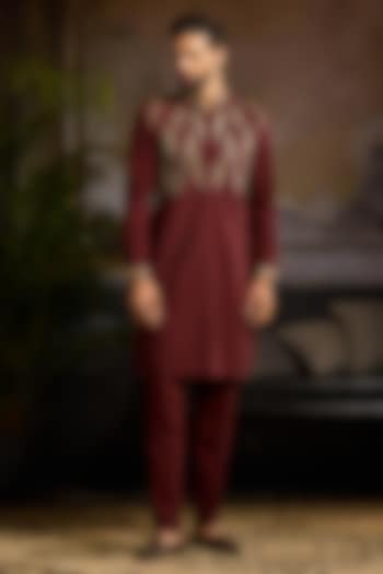 Maroon Cotton Cutdana Embroidered Kurta Set by DiyaRajvvir Men