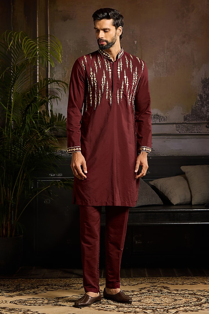 Maroon Cotton Cutdana Embroidered Kurta Set by DiyaRajvvir Men