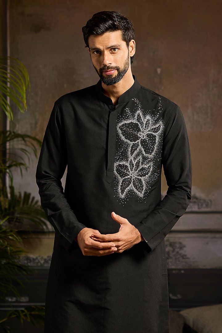 Black Cotton Silk Embroidered Kurta Set by DiyaRajvvir Men at Pernia's Pop Up Shop