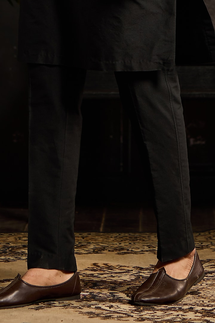Black Cotton Silk Embroidered Kurta Set by DiyaRajvvir Men at Pernia's Pop Up Shop