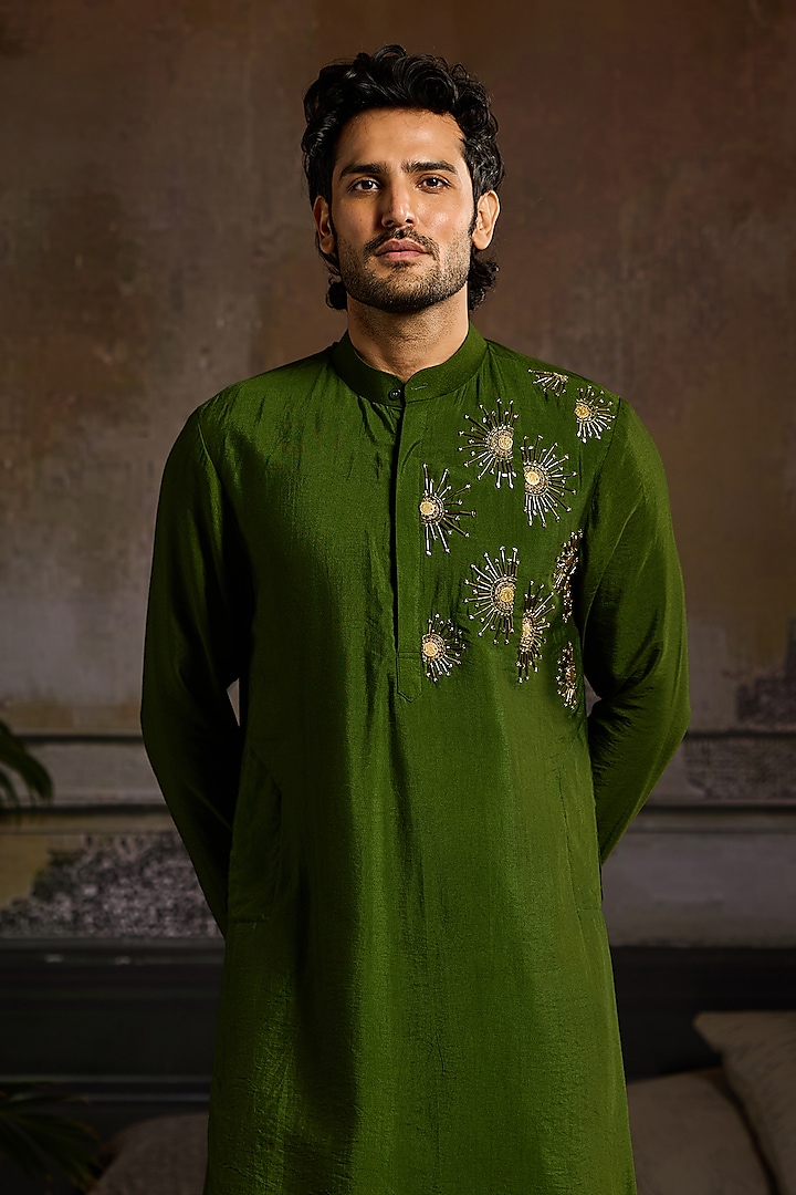 Olive Green Cotton Silk Metallic Embroidered Kurta Set by DiyaRajvvir Men at Pernia's Pop Up Shop