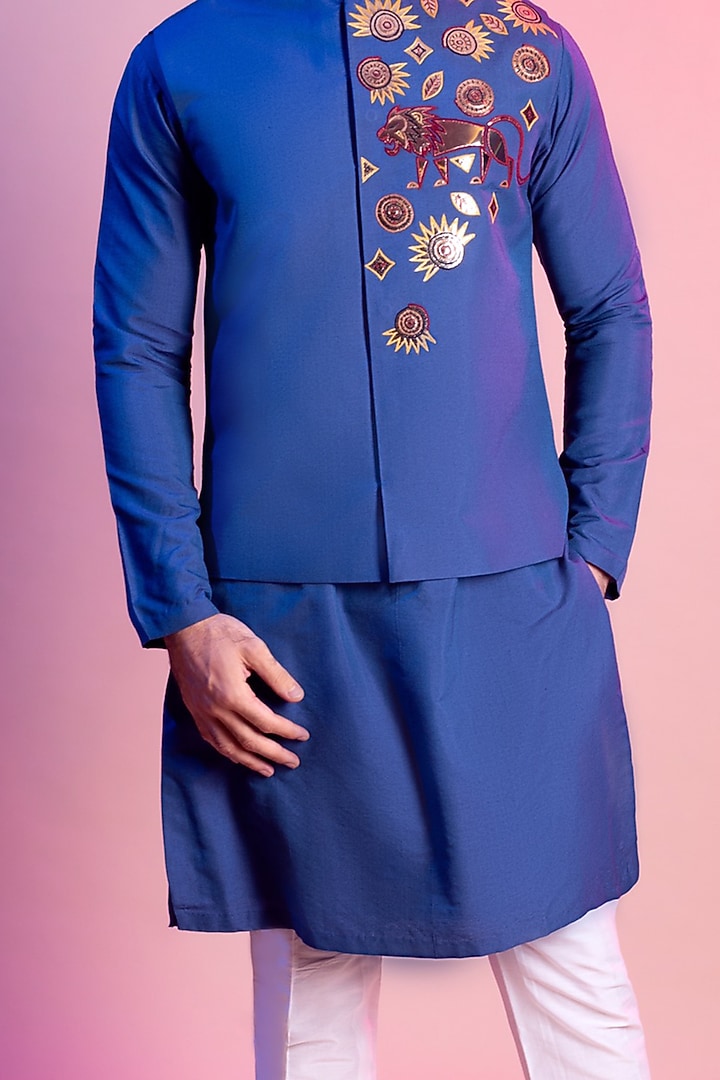 Indigo Blue Cotton Silk Acrylic Embroidered Bundi Jacket Set by DiyaRajvvir Men at Pernia's Pop Up Shop