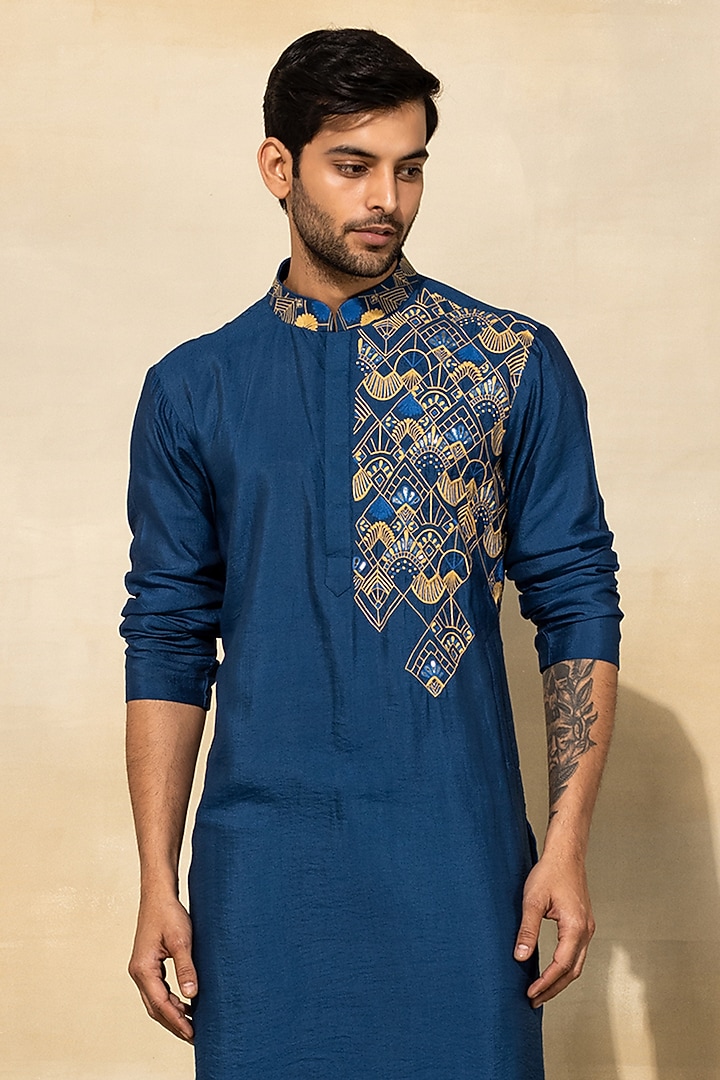 Indigo Blue Cotton & Cotton Silk Thread Embroidered Kurta Set by DiyaRajvvir Men at Pernia's Pop Up Shop