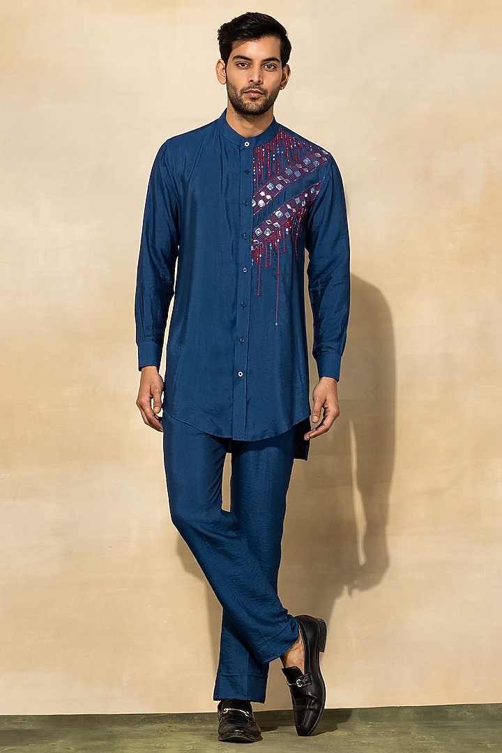 Indigo Blue Cotton & Cotton Silk Thread Embroidered Bundi Jacket Set by DiyaRajvvir Men at Pernia's Pop Up Shop