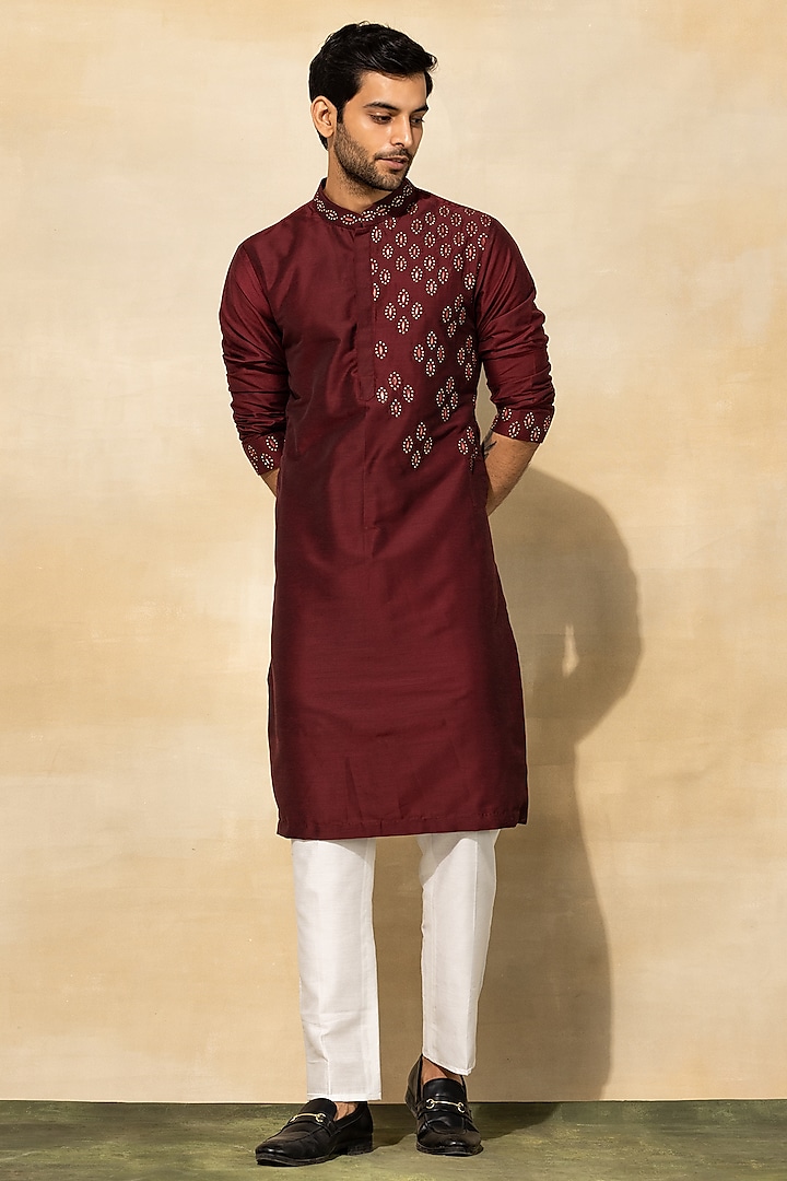 Maroon Cotton & Cotton Silk Embroidered Kurta Set by DiyaRajvvir Men