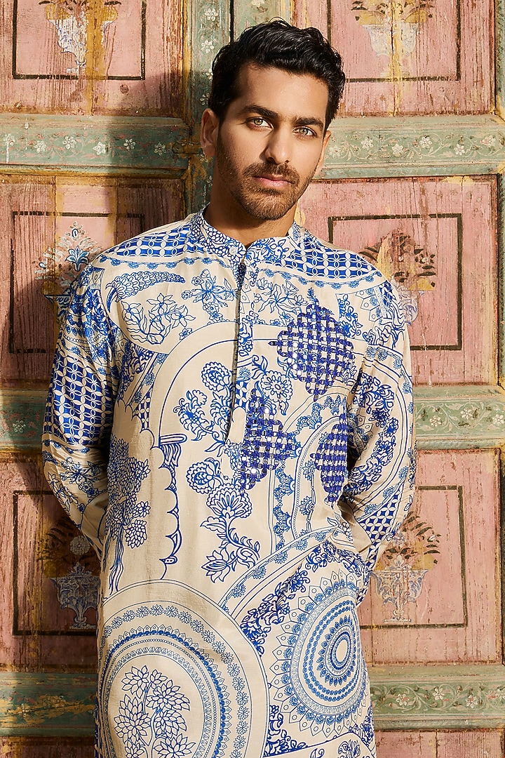 Indigo Blue Dola Silk Thikri Printed Kurta Set by DiyaRajvvir Men at Pernia's Pop Up Shop