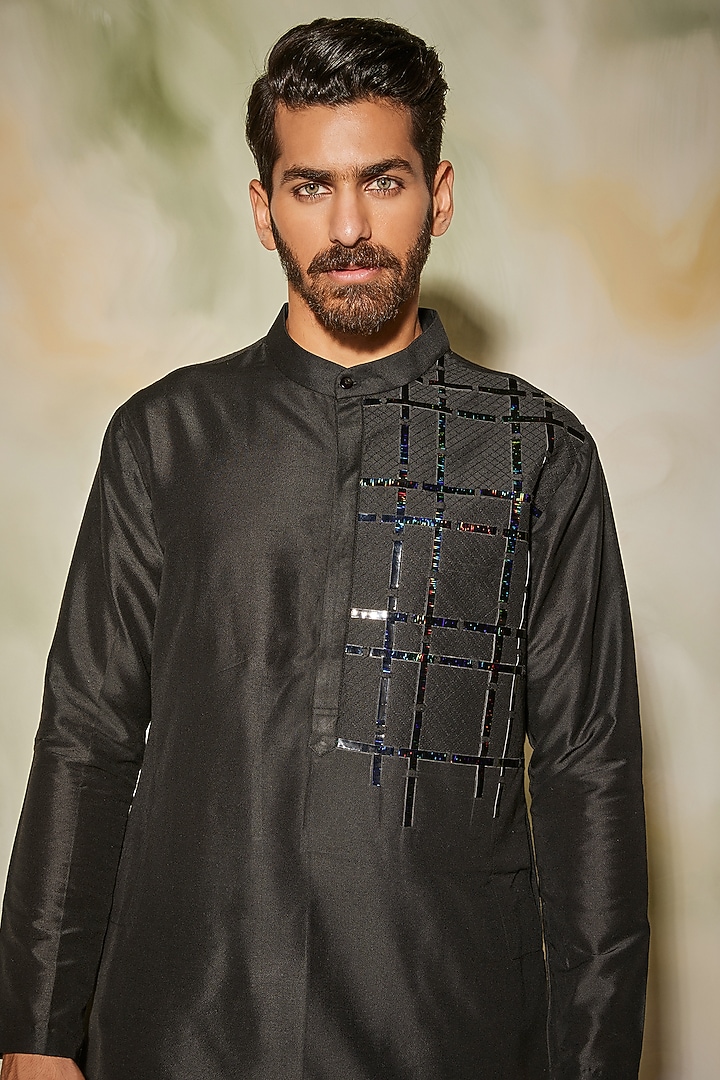 Black Cotton Silk Kurta by DiyaRajvvir Men at Pernia's Pop Up Shop
