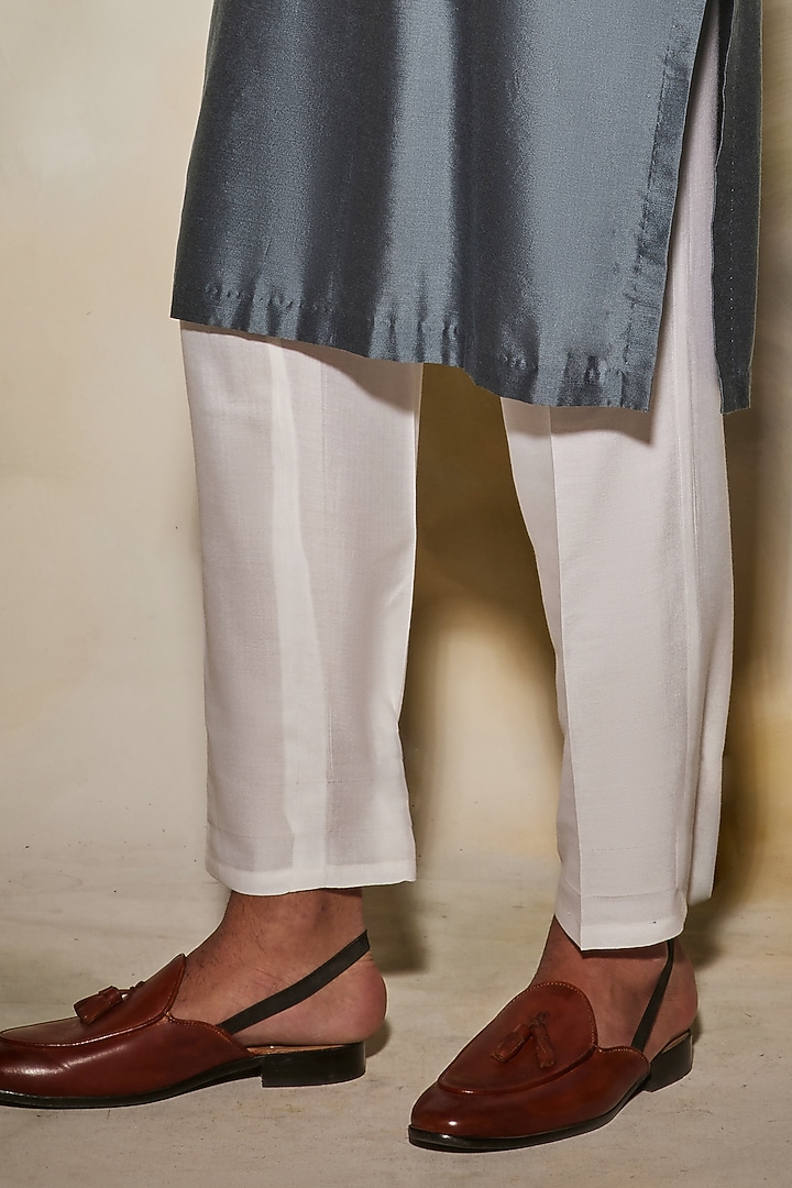 Greyish Blue Spun Silk Digital Printed Kurta Set by DiyaRajvvir Men at Pernia's Pop Up Shop