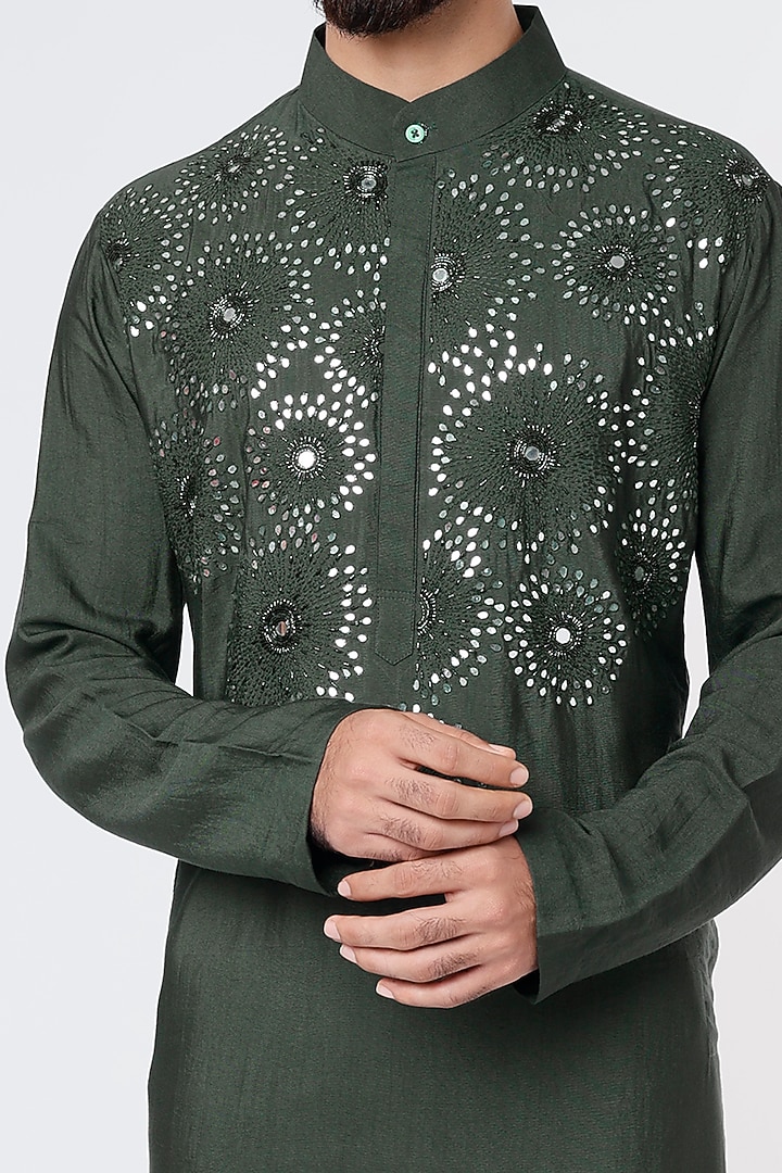 Olive Green Cotton Silk Acrylic Embroidered Kurta by DiyaRajvvir Men at Pernia's Pop Up Shop