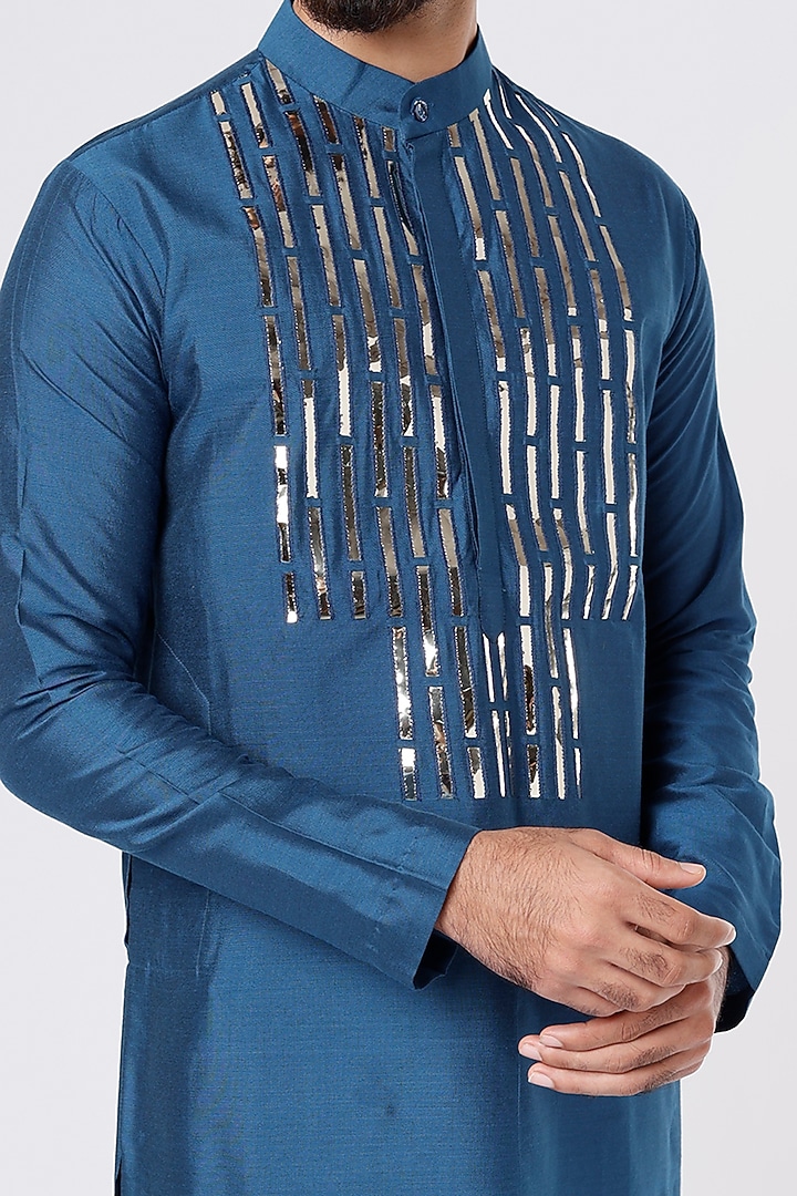 Indigo Blue Cotton Silk Appllique Embroidered Kurta by DiyaRajvvir Men at Pernia's Pop Up Shop