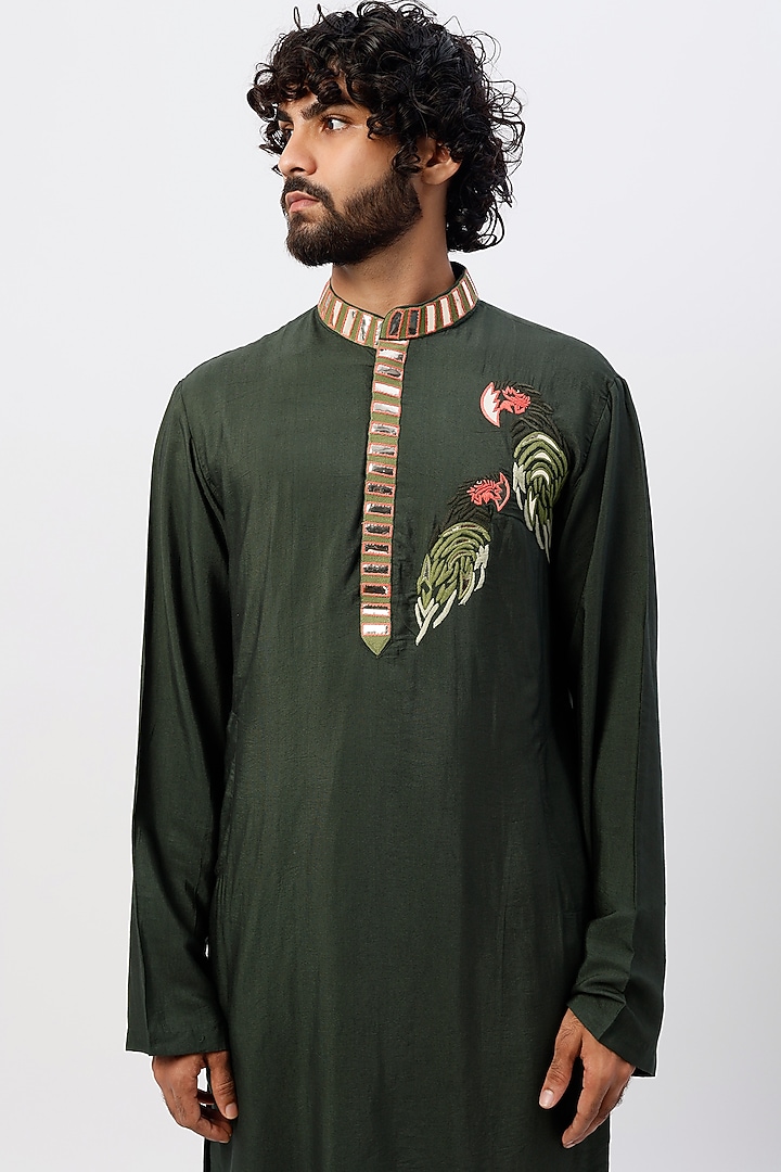 Olive Green Cotton Silk Thread Embroidered Kurta by DiyaRajvvir Men at Pernia's Pop Up Shop