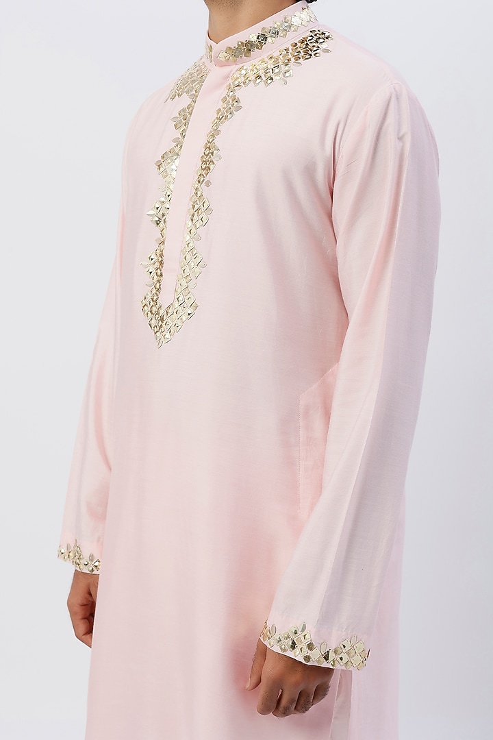 Pink Cotton Silk Sequins Embroidered Kurta by DiyaRajvvir Men at Pernia's Pop Up Shop