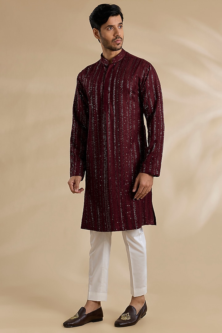Maroon Dola Silk Cutdana Embroidered Kurta by DiyaRajvvir Men at Pernia's Pop Up Shop