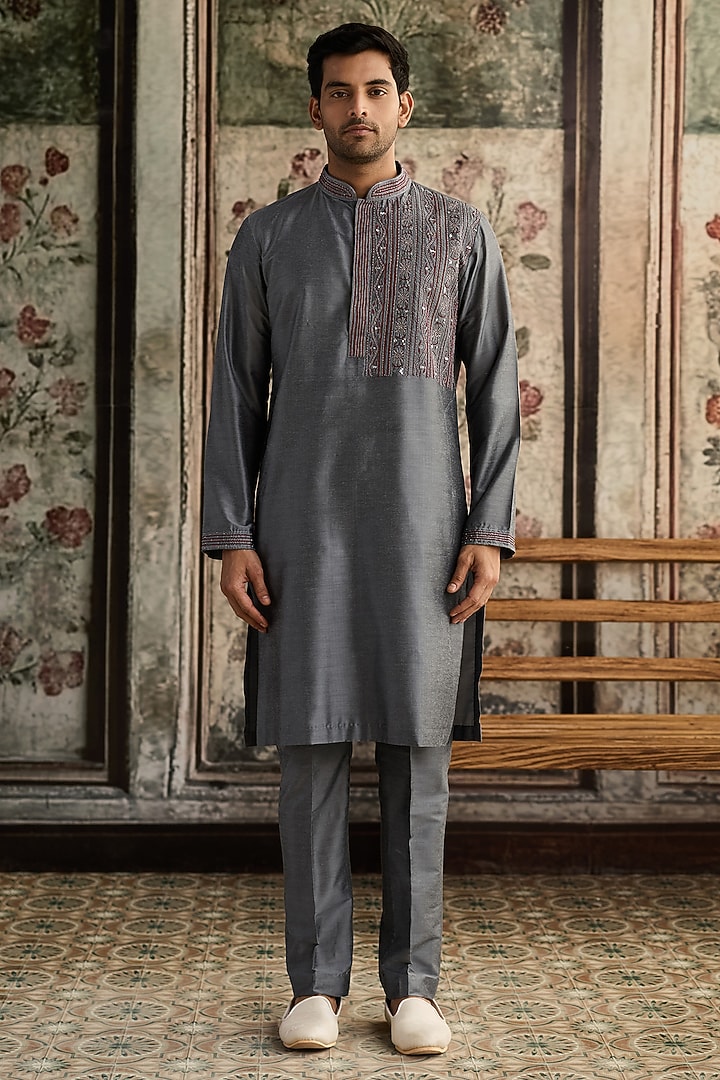 Grey Cotton Silk Cutdana Embroidered Kurta Set by DiyaRajvvir Men