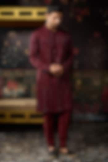 Maroon Dola Silk Thread Embroidered Kurta by DiyaRajvvir Men at Pernia's Pop Up Shop