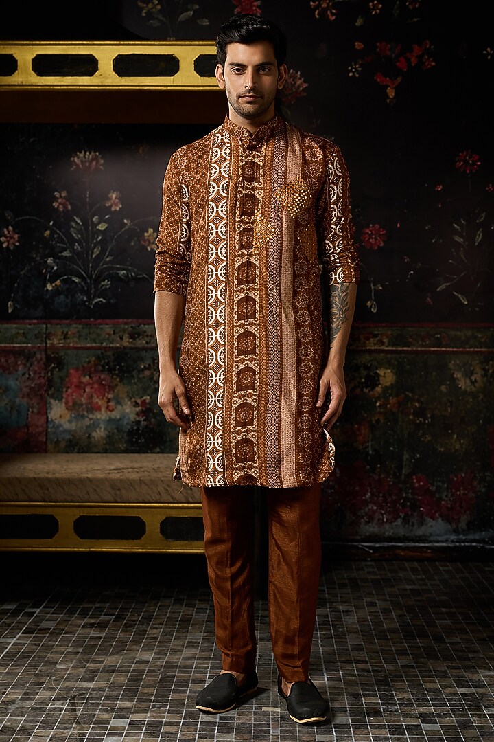 Caramel-Colored Dola Silk Printed Kurta by DiyaRajvvir Men at Pernia's Pop Up Shop