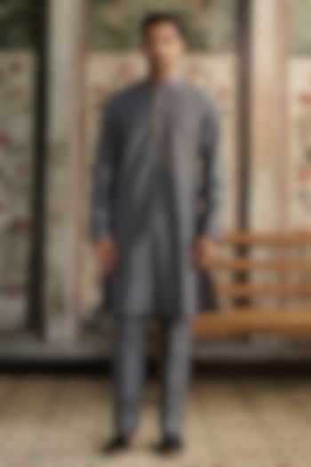 Grey Cotton Silk Thread Embroidered Kurta Set by DiyaRajvvir Men