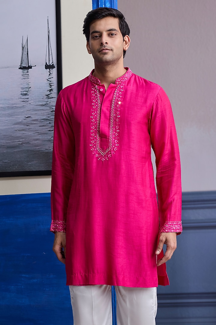 Fuchsia Pink Dola Silk & Satin Thread Embroidered Kurta Set by DiyaRajvvir Men at Pernia's Pop Up Shop