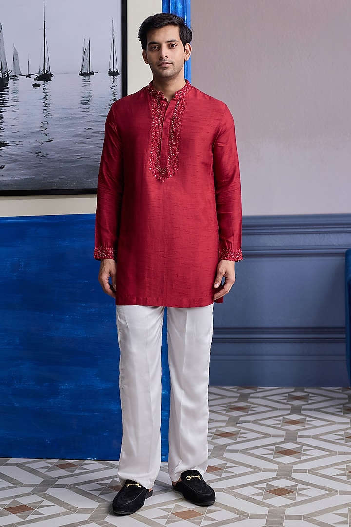 Maroon Dola Silk & Satin Embroidered Kurta Set by DiyaRajvvir Men at Pernia's Pop Up Shop