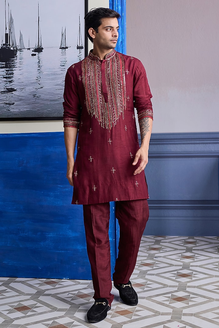 Maroon Dola Silk Embroidered Kurta by DiyaRajvvir Men at Pernia's Pop Up Shop