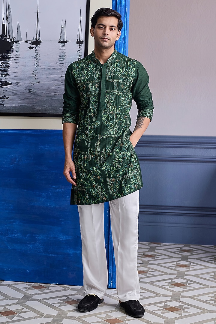 Bottle Green Dola Silk Thread Embroidered Kurta by DiyaRajvvir Men at Pernia's Pop Up Shop