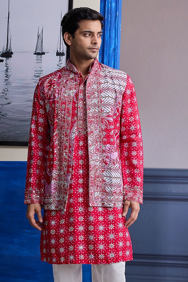 Red Dola Silk & Satin Printed Bundi Jacket Set by DiyaRajvvir Men at Pernia's Pop Up Shop
