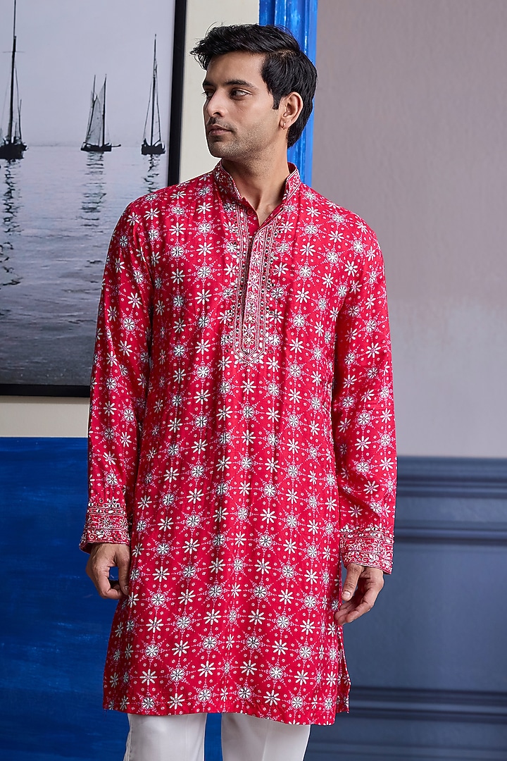 Red Dola Silk & Satin Printed Bundi Jacket Set by DiyaRajvvir Men at Pernia's Pop Up Shop