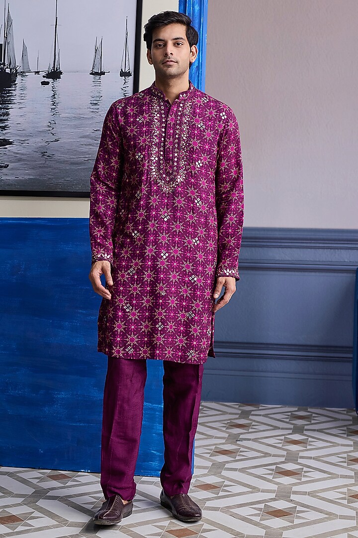 Plum Dola Silk Printed Kurta Set by DiyaRajvvir Men at Pernia's Pop Up Shop
