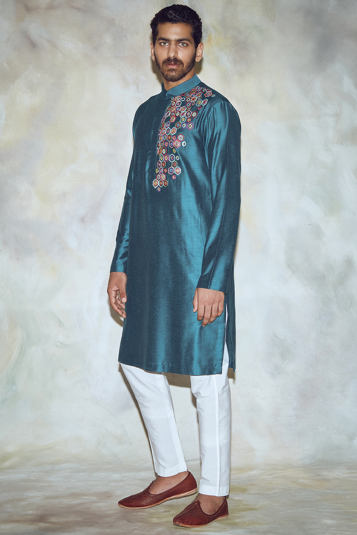 Green Embroidered Kurta by DiyaRajvvir Men