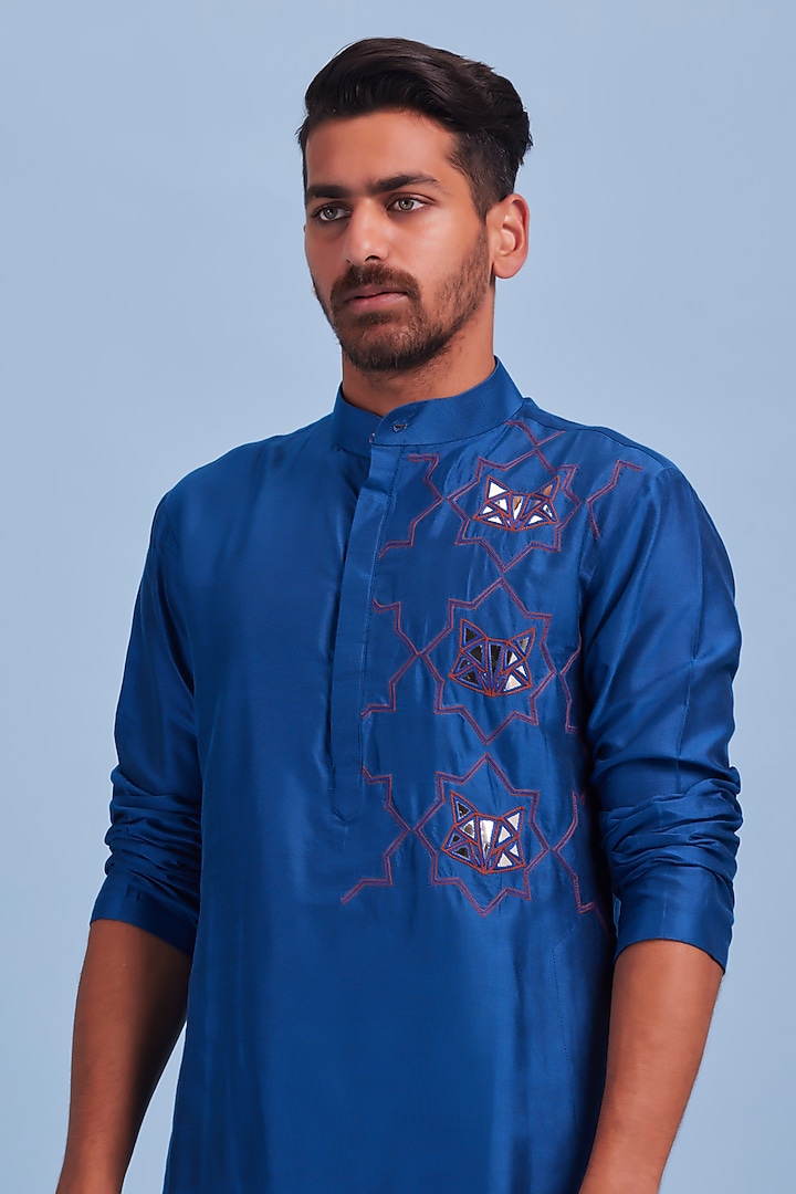 Indigo Cotton & Cotton Silk Embroidered Bundi Jacket Set by DiyaRajvvir Men at Pernia's Pop Up Shop