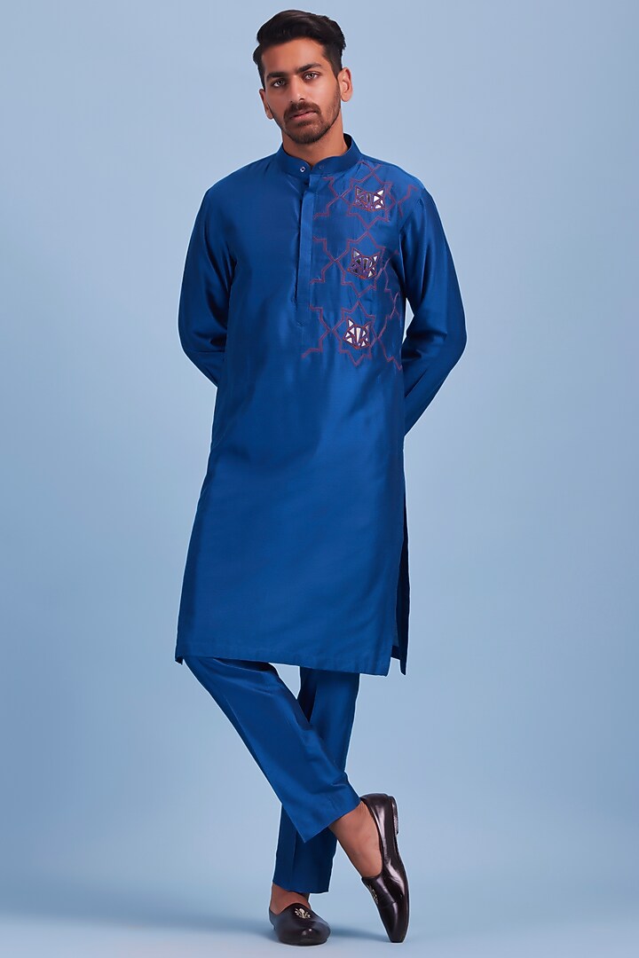 Indigo Cotton & Cotton Silk Embroidered Bundi Jacket Set by DiyaRajvvir Men at Pernia's Pop Up Shop