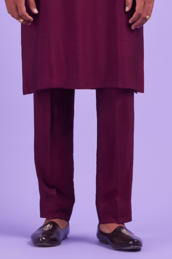 Wine Cotton Silk Thread Embroidered Kurta Set by DiyaRajvvir Men at Pernia's Pop Up Shop