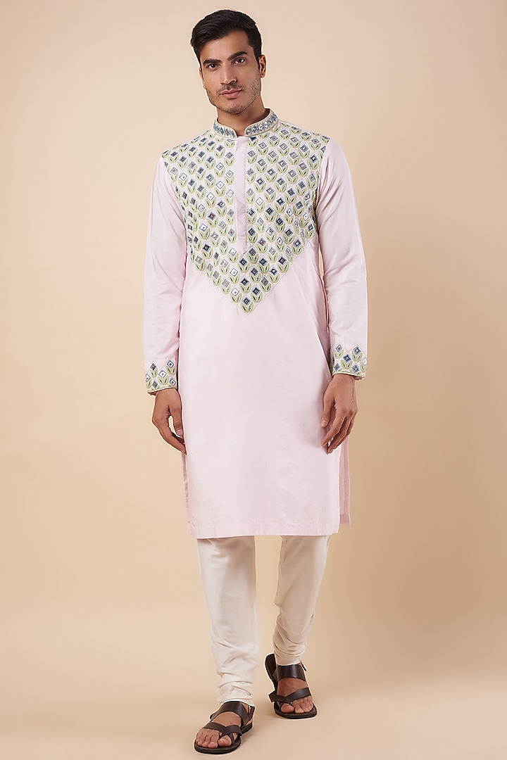 Blush Pink Cotton Silk Floral Diamond Embroidered Kurta by DiyaRajvvir Men at Pernia's Pop Up Shop
