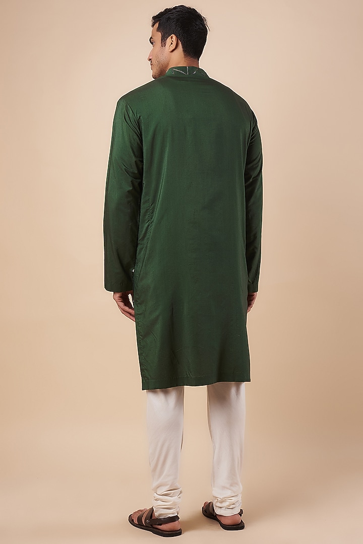 Green Cotton Silk Cutdana Embroidered Kurta by DiyaRajvvir Men at Pernia's Pop Up Shop