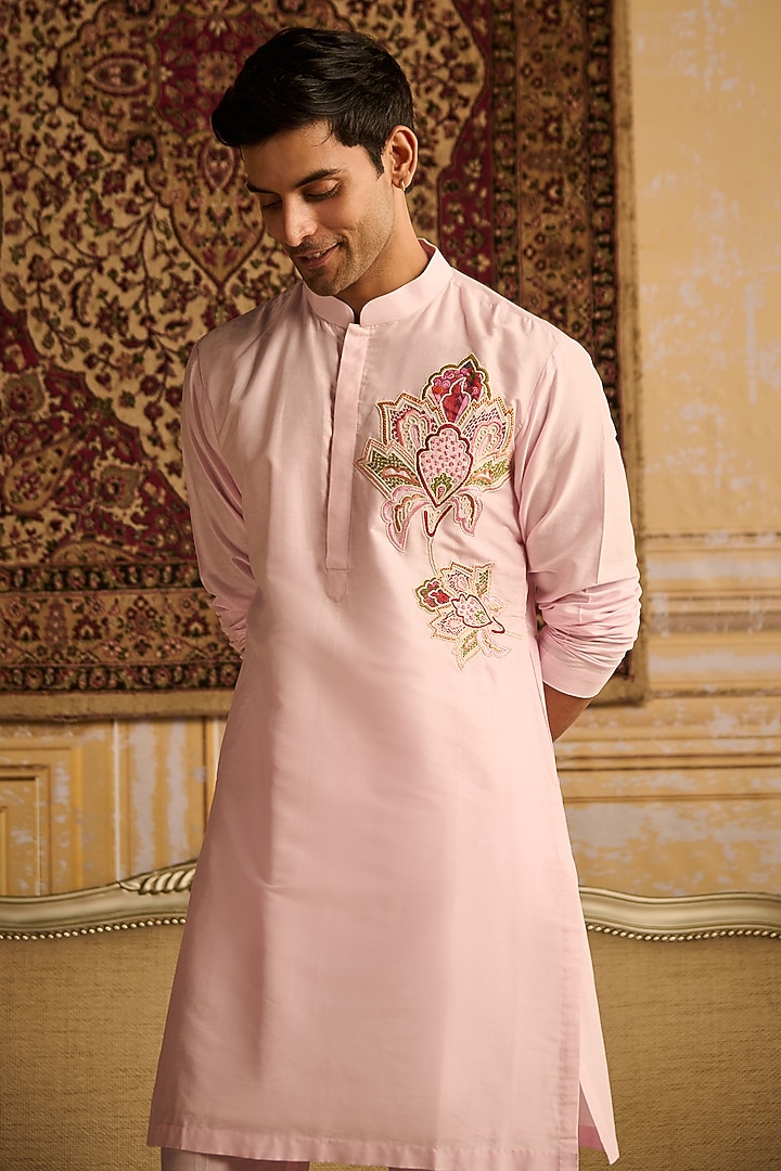 Blush Pink Cotton Silk Floral Embroidered Kurta Set by DiyaRajvvir Men at Pernia's Pop Up Shop