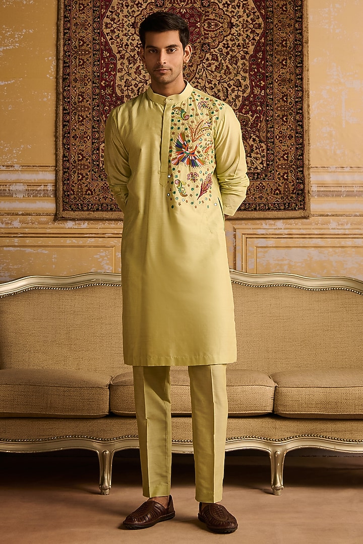 Mint Green Cotton Silk Floral Embroidered Kurta Set by DiyaRajvvir Men at Pernia's Pop Up Shop