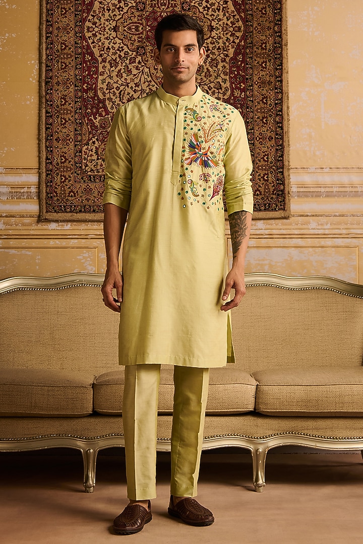 Mint Green Cotton Silk Floral Embroidered Bundi Jacket Set by DiyaRajvvir Men at Pernia's Pop Up Shop