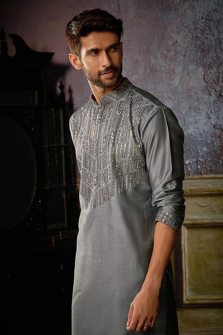 Grey Cotton Silk Gunmetal Embroidered Kurta Set by DiyaRajvvir Men at Pernia's Pop Up Shop