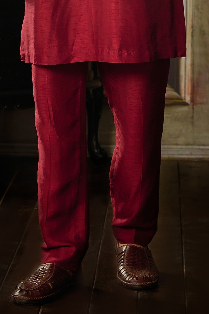 Maroon Dola Silk Mirror Embroidered Kurta Set by DiyaRajvvir Men at Pernia's Pop Up Shop