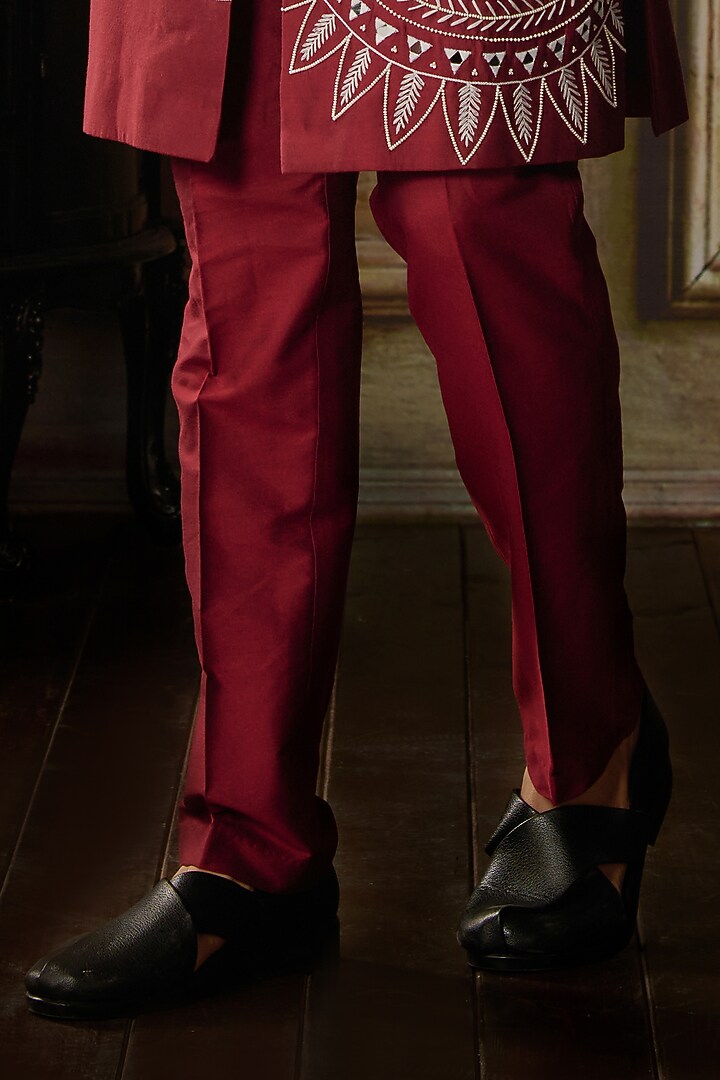 Maroon Cotton Silk Thikri Embroidered Wedding Sherwani Set by DiyaRajvvir Men at Pernia's Pop Up Shop