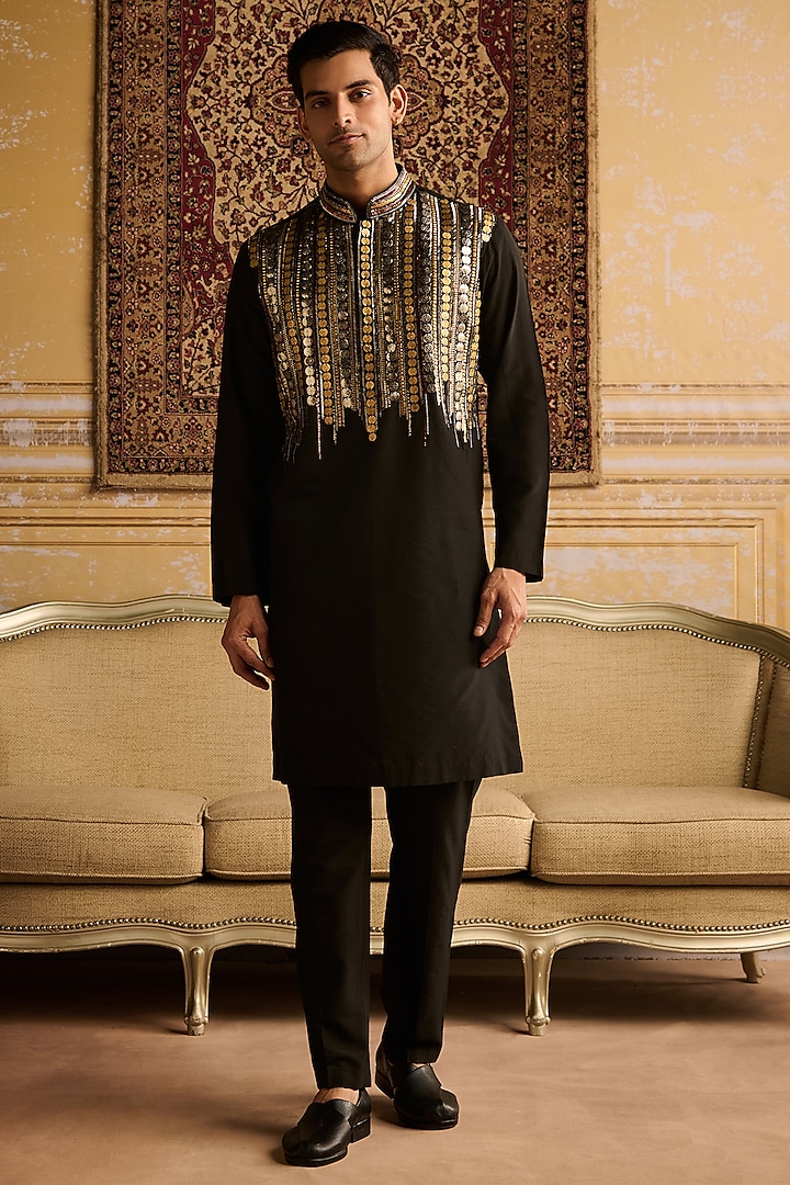 Black Cotton Silk Tribal Embroidered Kurta Set by DiyaRajvvir Men