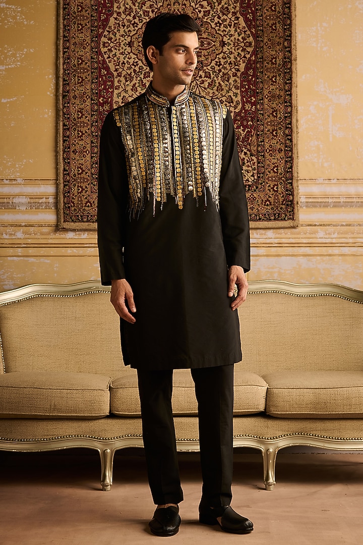 Black Cotton Silk Tribal Embroidered Kurta Set by DiyaRajvvir Men at Pernia's Pop Up Shop
