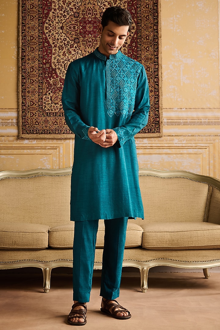 Teal Dola Silk Floral & Geometric Embroidered Kurta Set by DiyaRajvvir Men