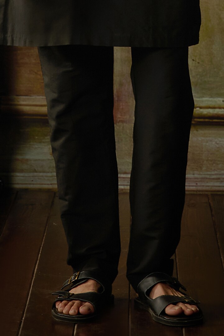 Black Cotton Silk Embroidered Kurta Set by DiyaRajvvir Men at Pernia's Pop Up Shop
