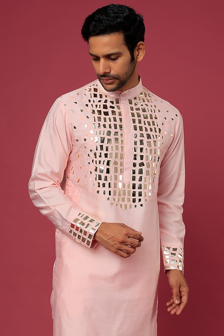 Baby Pink Cotton Silk Thread Embroidered Kurta Set by DiyaRajvvir Men at Pernia's Pop Up Shop