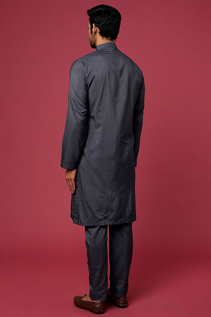 Dark Blue Cotton Silk Thread Embroidered Kurta Set by DiyaRajvvir Men at Pernia's Pop Up Shop