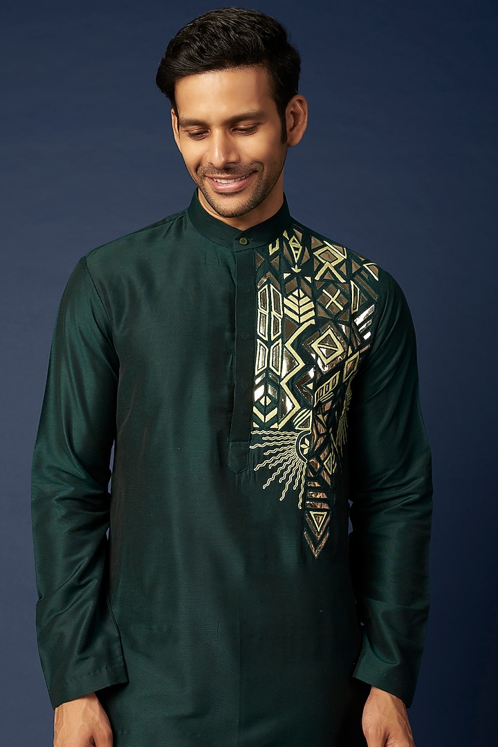 Olive Green Cotton Silk Embroidered Bundi Set by DiyaRajvvir Men at Pernia's Pop Up Shop