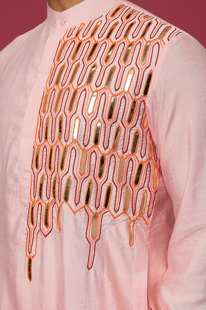Baby Pink Cotton Silk Thread Embroidered Kurta Set by DiyaRajvvir Men at Pernia's Pop Up Shop